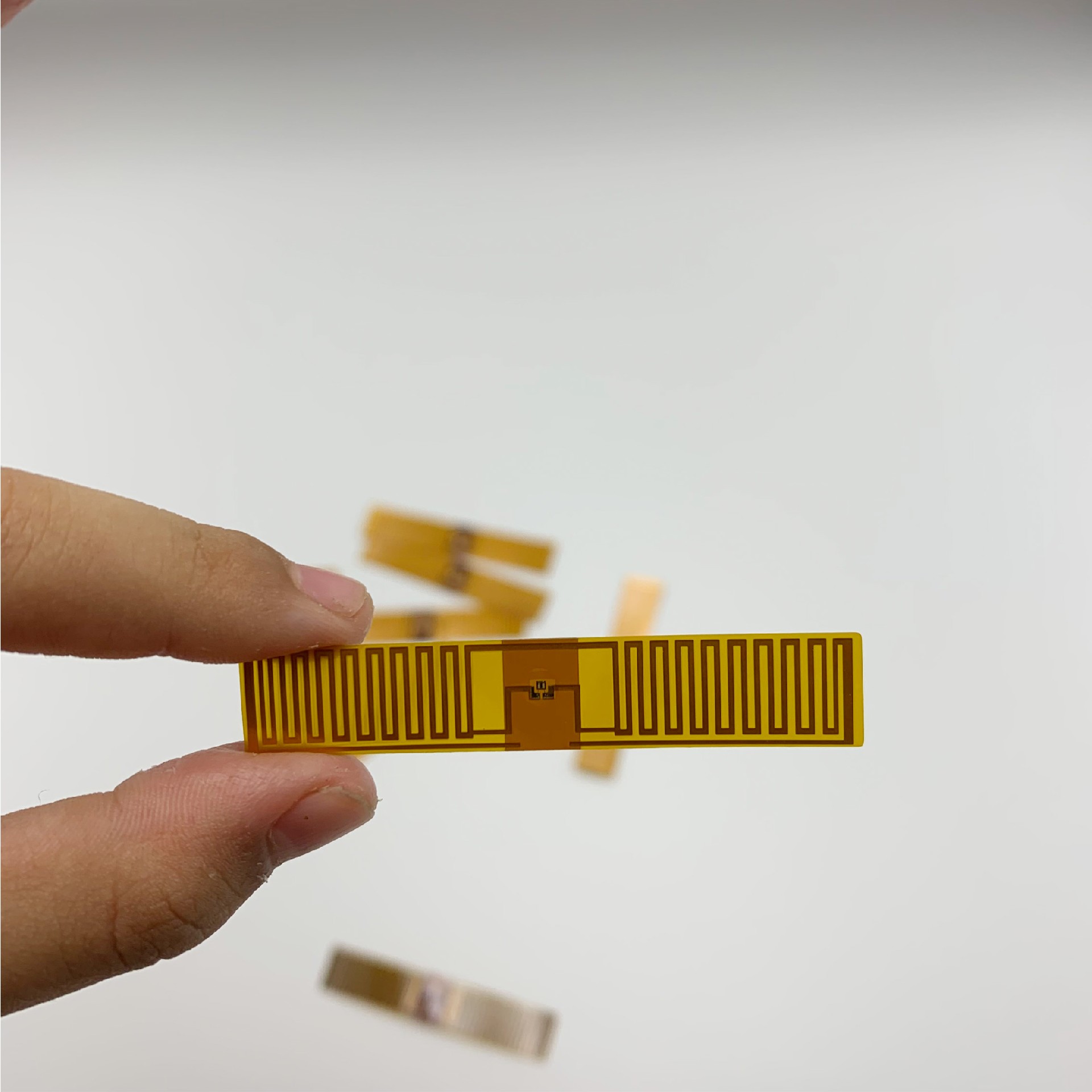 25*9MM UCODE9 RFID FPC Tag With Transpaent Glue